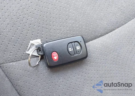 2011 Toyota Prius Two из США, поврежденный, VIN JTDKN3DU7B0269706